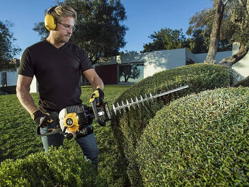 Corded Vs Cordless Vs Petrol Hedge Trimmer- Which Is Better For You