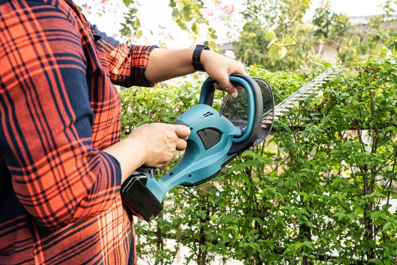 Most powerful hedge trimmers UK